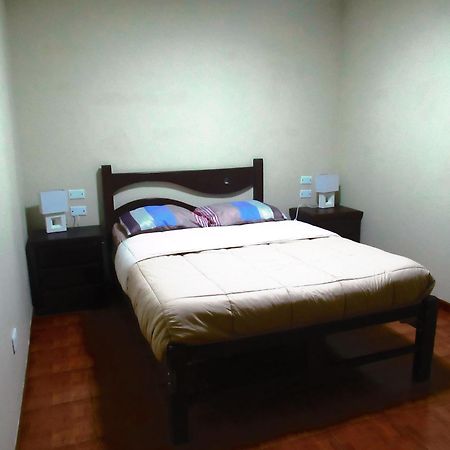 Хостел Andes Backpackers Лима Экстерьер фото