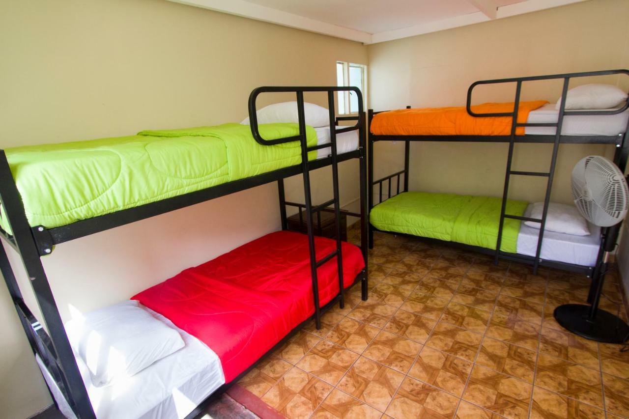 Хостел Andes Backpackers Лима Экстерьер фото